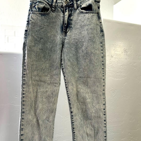 RSQ light blue distressed straight leg jeans  - W 27 - Picture 5 of 14